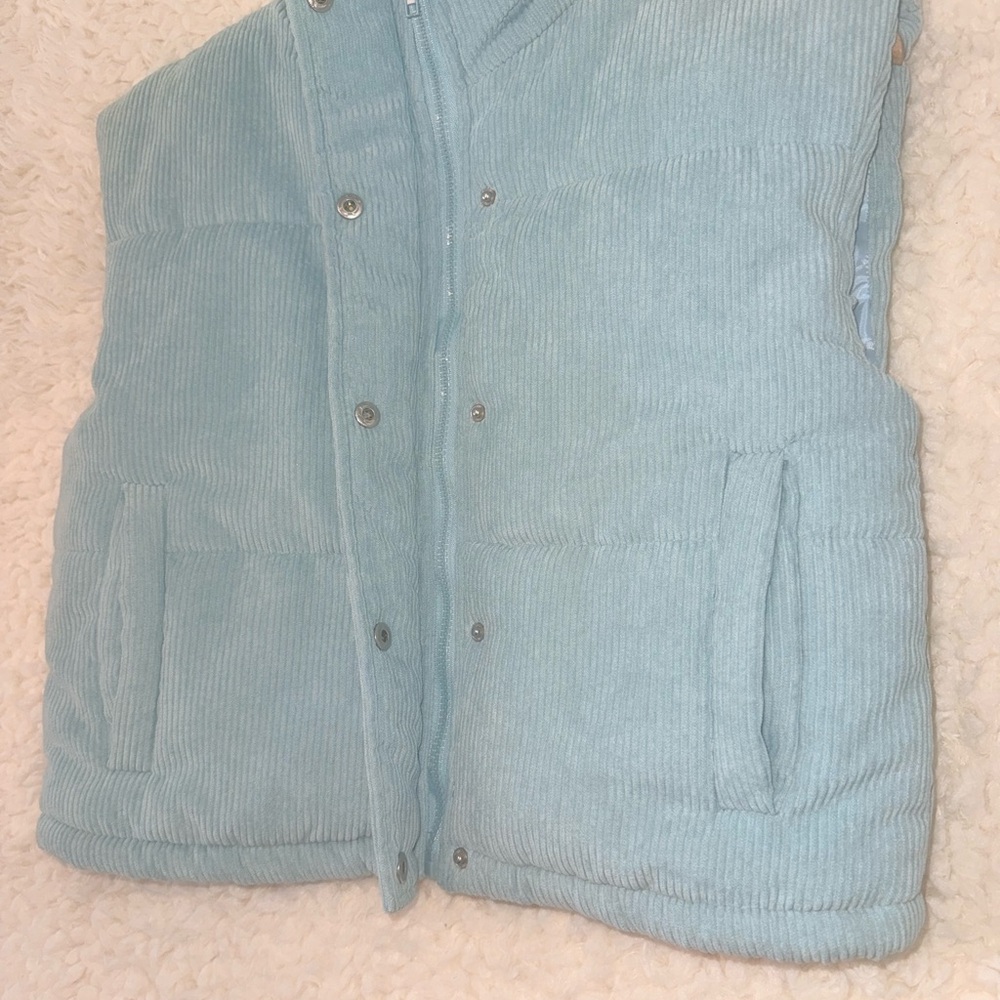 Light Blue Puffer Vest - Picture 7 of 10